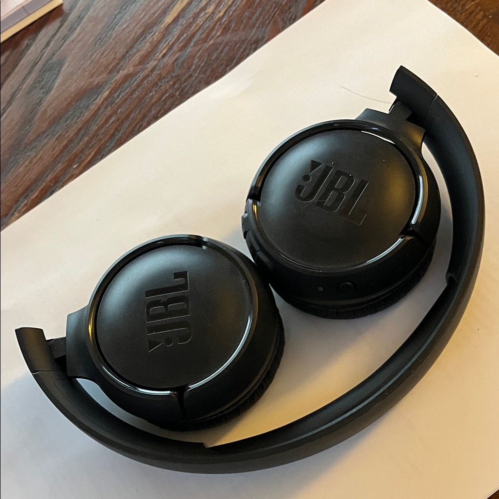 JBL on-Ear Black Headphones